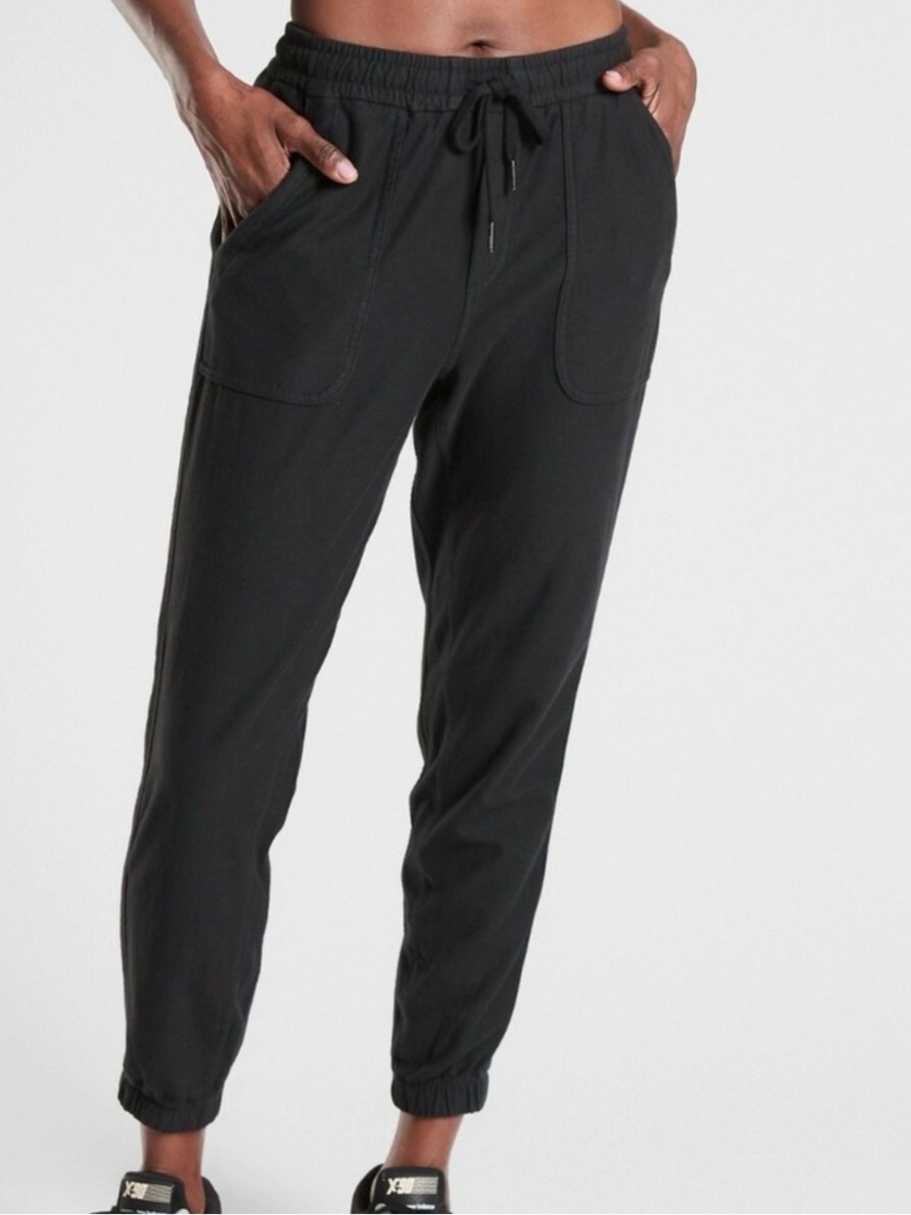 Black Athleta Farallon Joggers size 6